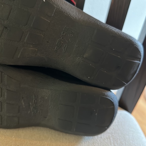 Rohde Women’s Artsy Slip On Mules House Shoes Gray Red Size 7.5-8 (39) - Picture 8 of 8